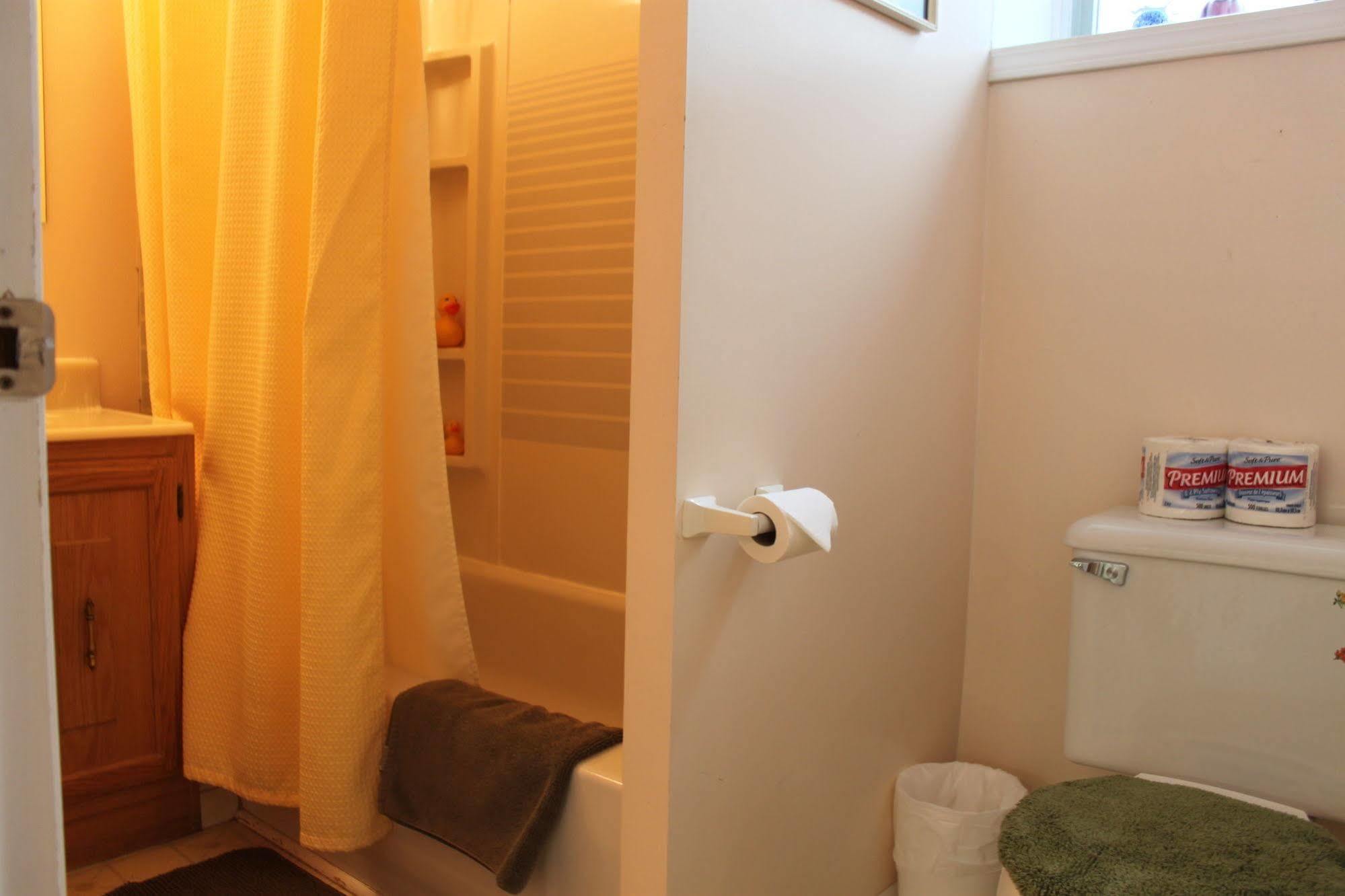 Casey'S Bed & Breakfast ไวท์ฮอร์ส ภายนอก รูปภาพ