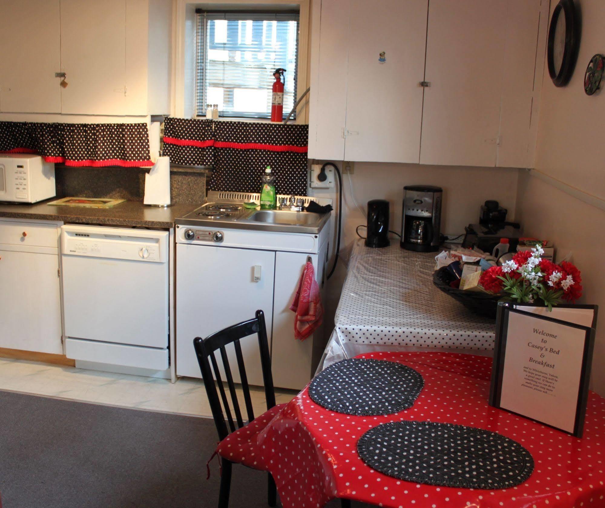 Casey'S Bed & Breakfast ไวท์ฮอร์ส ภายนอก รูปภาพ