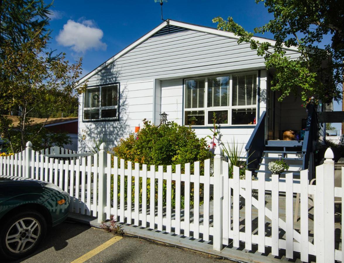 Casey'S Bed & Breakfast ไวท์ฮอร์ส ภายนอก รูปภาพ